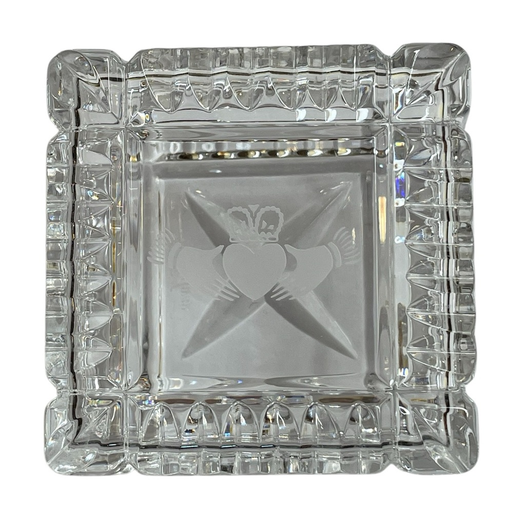 GALWAY Irish Cut Crystal Trinket Box Claddagh Symbol Top Starburst Bottom